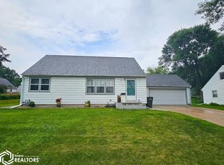 305 N Harrison St, Lake Mills, IA 50450
