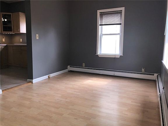 3rd image of 115 Midwood St