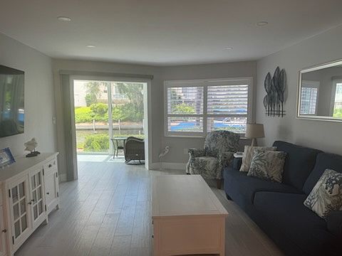 3rd image of 1350 N Portofino Dr APT 108