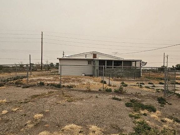 4th image of 2225 H Rd