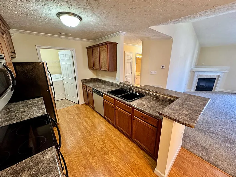1750 Renwick Dr #202 — Photo 7