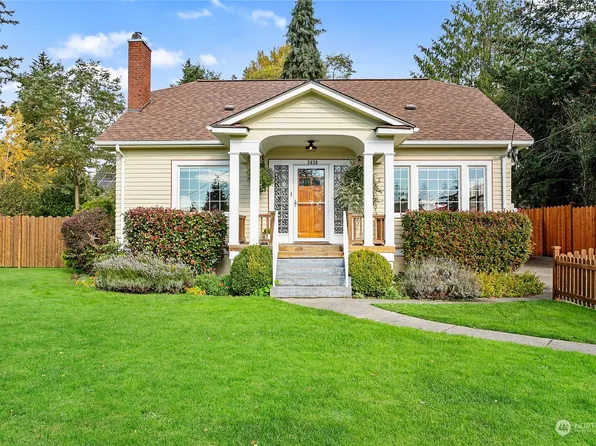 2630 Birchwood Avenue, Bellingham, WA 98225