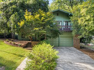 2700 Cedar Knoll Dr, Roswell, GA 30076