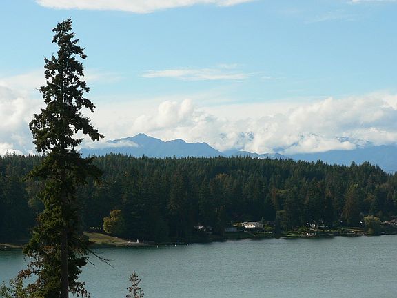 Kitsap Lake and Mountain View