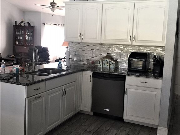 3rd image of 1180 War Eagle Blvd