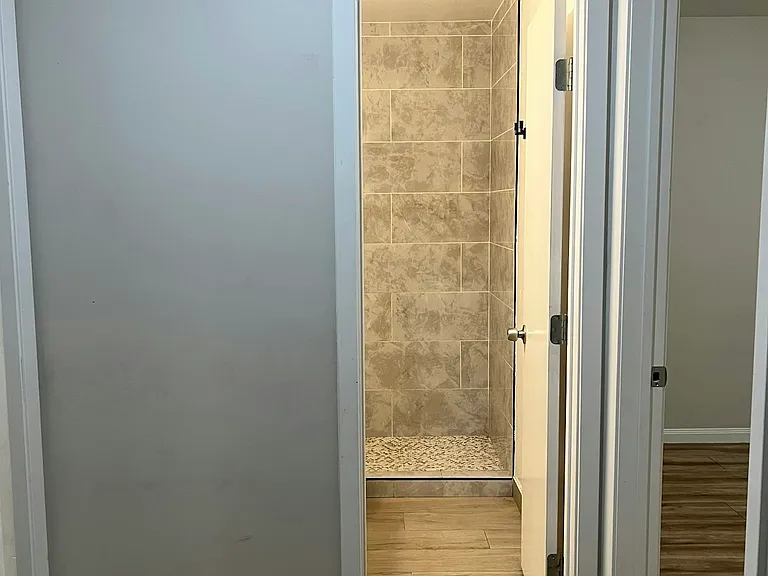 1904 Hearthstone Dr #102 — Photo 19