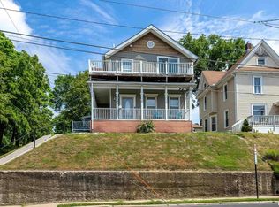 2104 E 12th St, Davenport, IA 52803