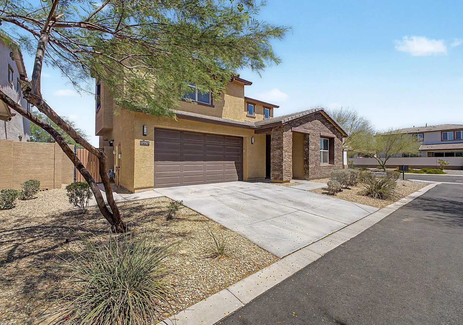 Move in Ready Home For Rent in Estrella! — Photo 3