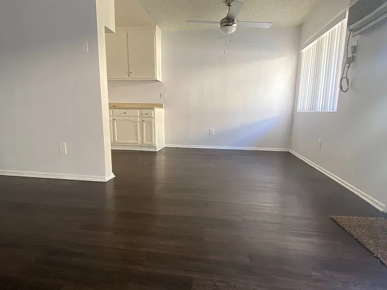 15537 Nordhoff St — Photo 25