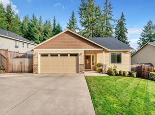 24701 Nottingham St, Veneta, OR 97487