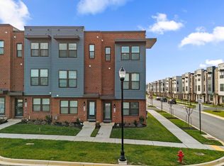 818 Bond St, Frederick, MD 21701