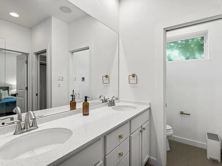 3505 Villa Ct #10 — Photo 30