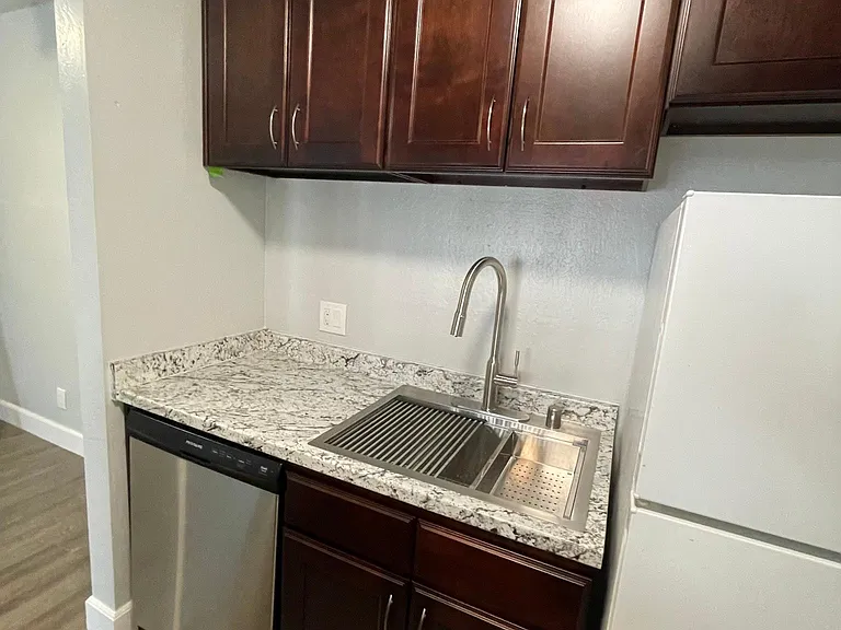 1000 Beck St #273 — Photo 17
