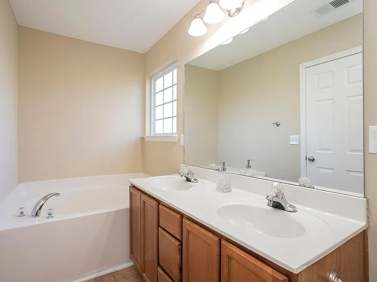 405 Knob Ct — Photo 10