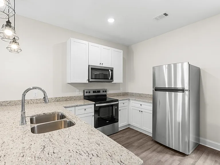 802 Market St #804 — Photo 7
