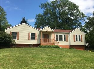 3702 Laura Ln, Pacific, MO 63069