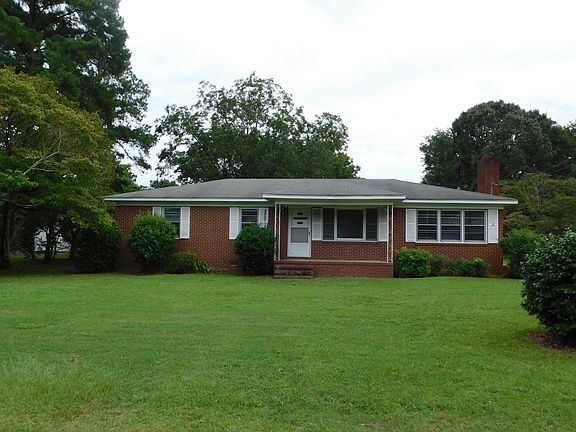 2nd image of 406 Green Dr