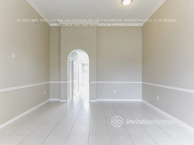 16960 SW 141st Ave — Photo 5