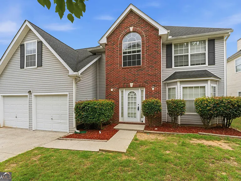 11925 Spring Lake Way — Photo 2
