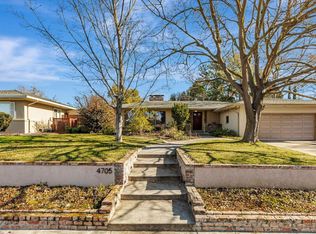 4705 S Land Park Dr, Sacramento, CA 95822