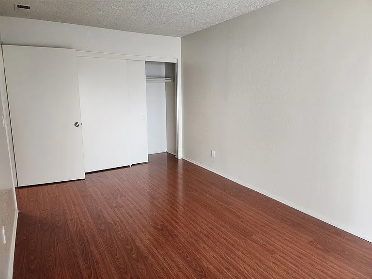 16824 Holly Dr #8 — Photo 16