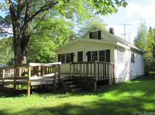 25122 Howes Rd, Covington, MI 49919