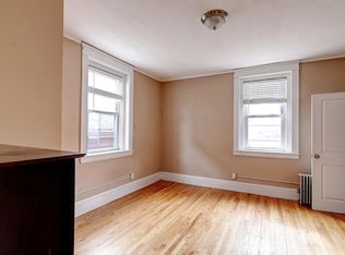 36 Weeden St, Providence, RI 02903