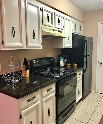 4th image of 6074 Camelot Dr #6074