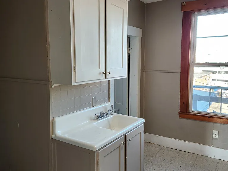 103 W Pearl St #3 — Photo 5