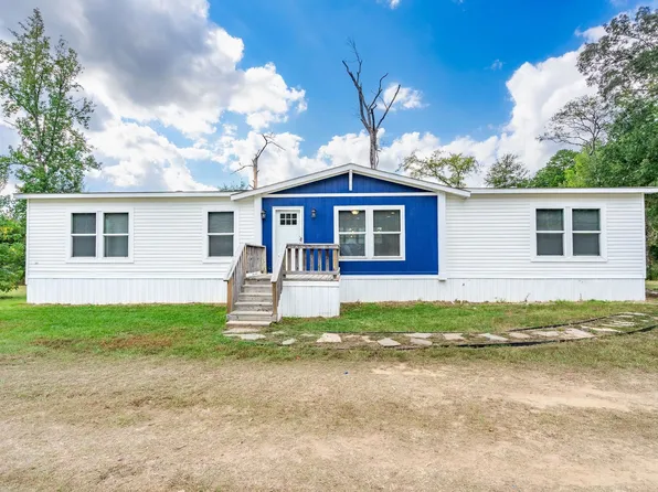 104 Oak Bend Trl, Marshall, TX 75672