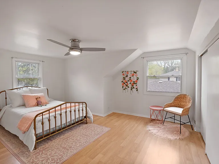 8814 Northcote Ave — Photo 21
