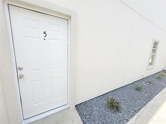 5th image of 3701 Bella Costa Dr #5