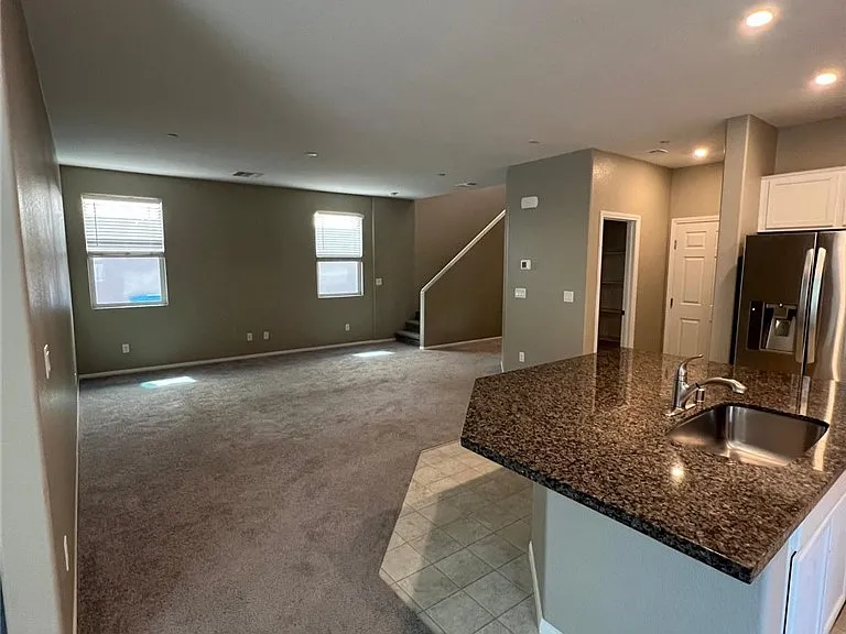 6071 Castle Gardens Ave — Photo 15