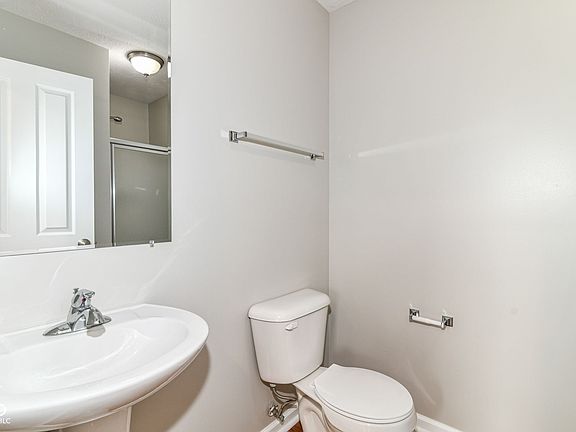 5th image of 174 Straughn Ln