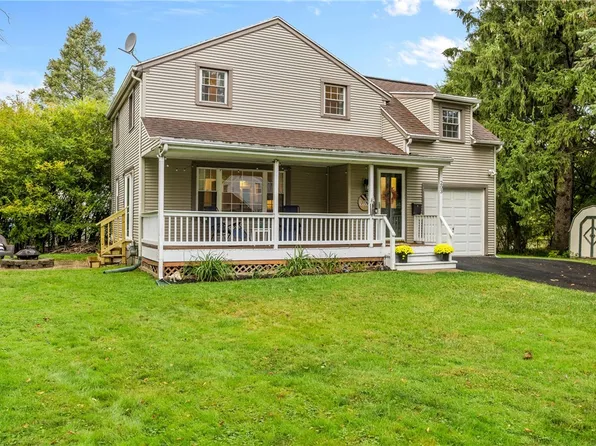 203 Thurlow Ave, Rochester, NY 14609