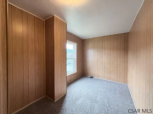 R130 Strayer St — Photo 16