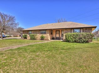 910 Garden Meadow Dr, Georgetown, TX 78628
