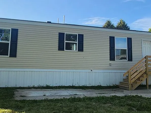 8800 Five Seasons Blvd #110, Cedar Falls, IA 50613