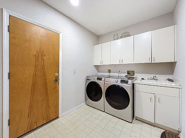 1055 Riverside Ridge Rd — Photo 47