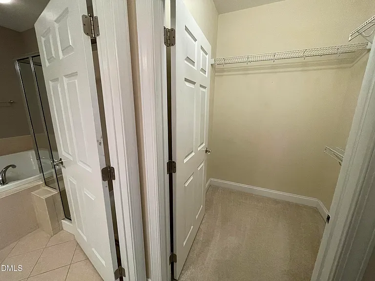 10411 Rosegate Ct #3 — Photo 32