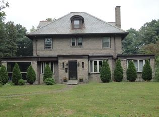 607 Bessemer Ave, Grove City, PA 16127