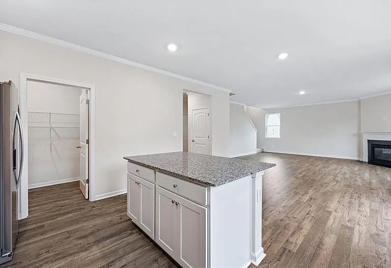 7962 Centera Ct — Photo 11