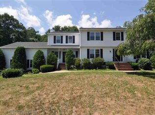 41 Arrowhead Way, Warwick, RI 02886