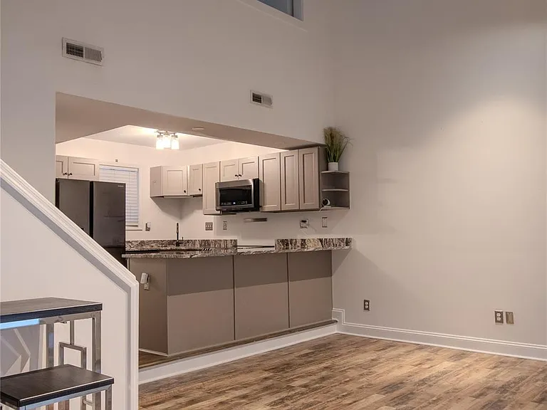 100 Willow Run Dr #2 — Photo 25