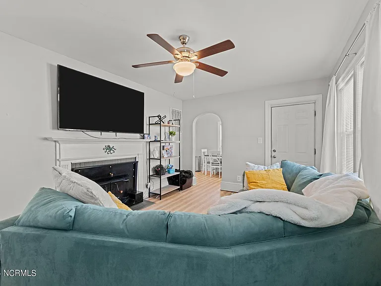 607 Watson Ave — Photo 16