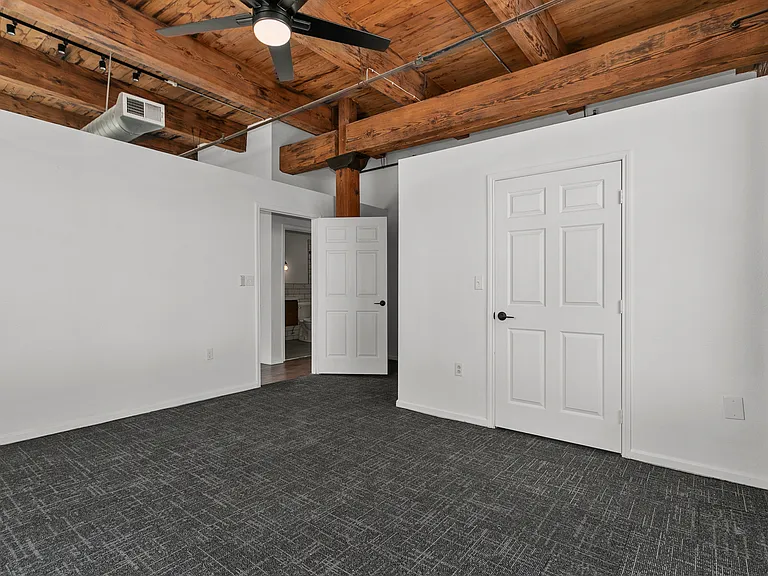 Richard & Conover - Bedroom