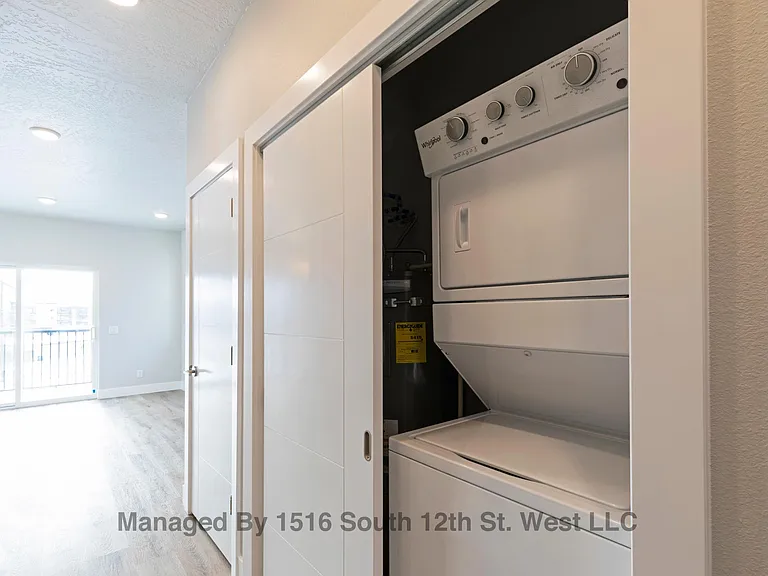 1301 Ronan St #101 — Photo 6