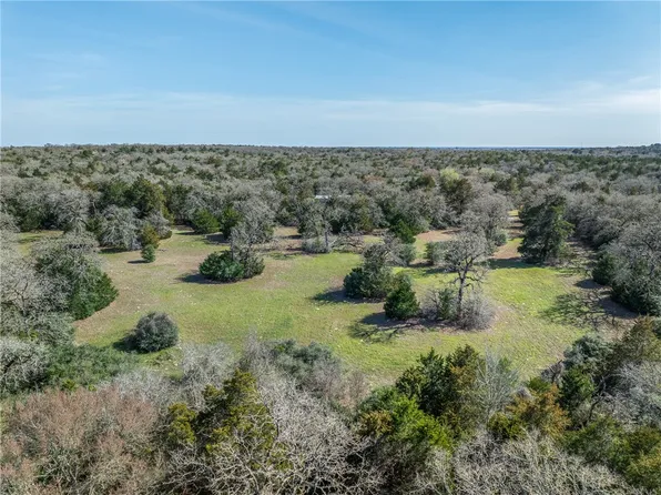5 Pauline Ln, Caldwell, TX 77836