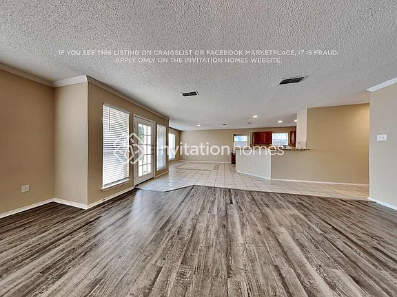 4th image of 8428 Odell St