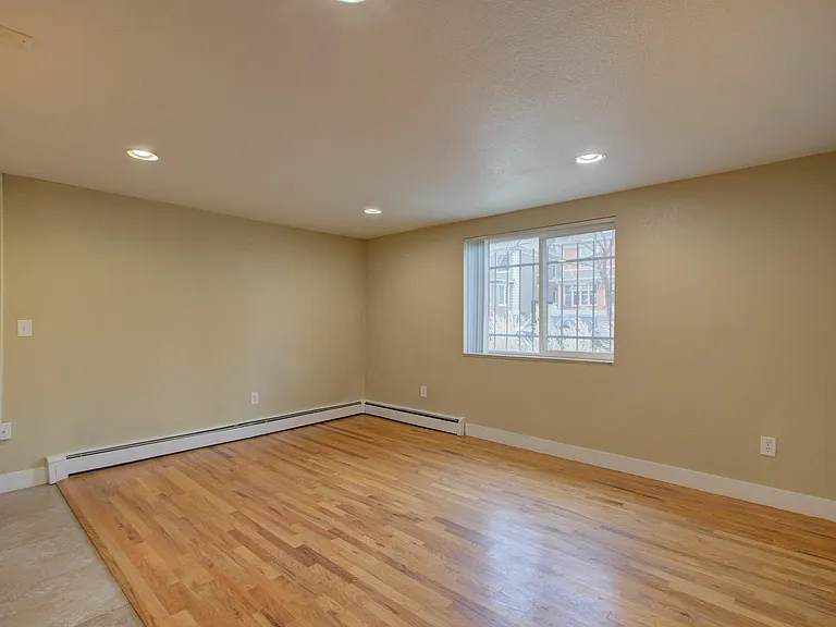 Lofts @ 1418 — Photo 21